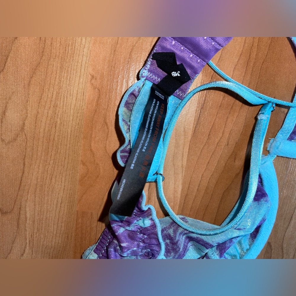 Urban Outfitters Out from Under Multi-Color Underwire Bra - Picture 6 of 7